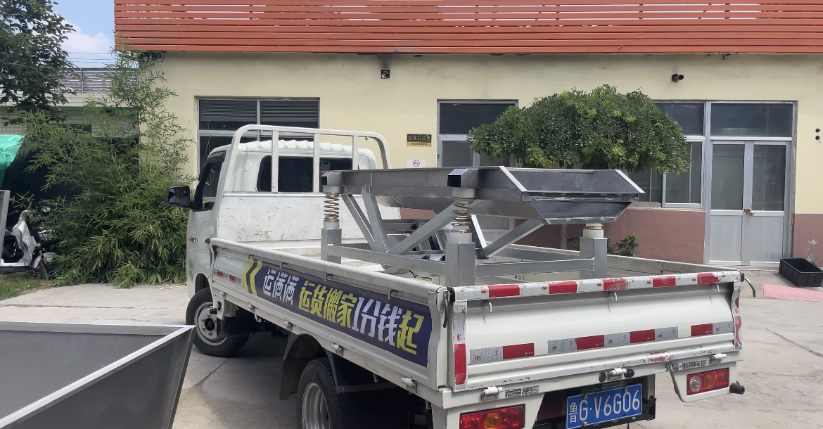 發往河南小型豆芽去皮機——迪生